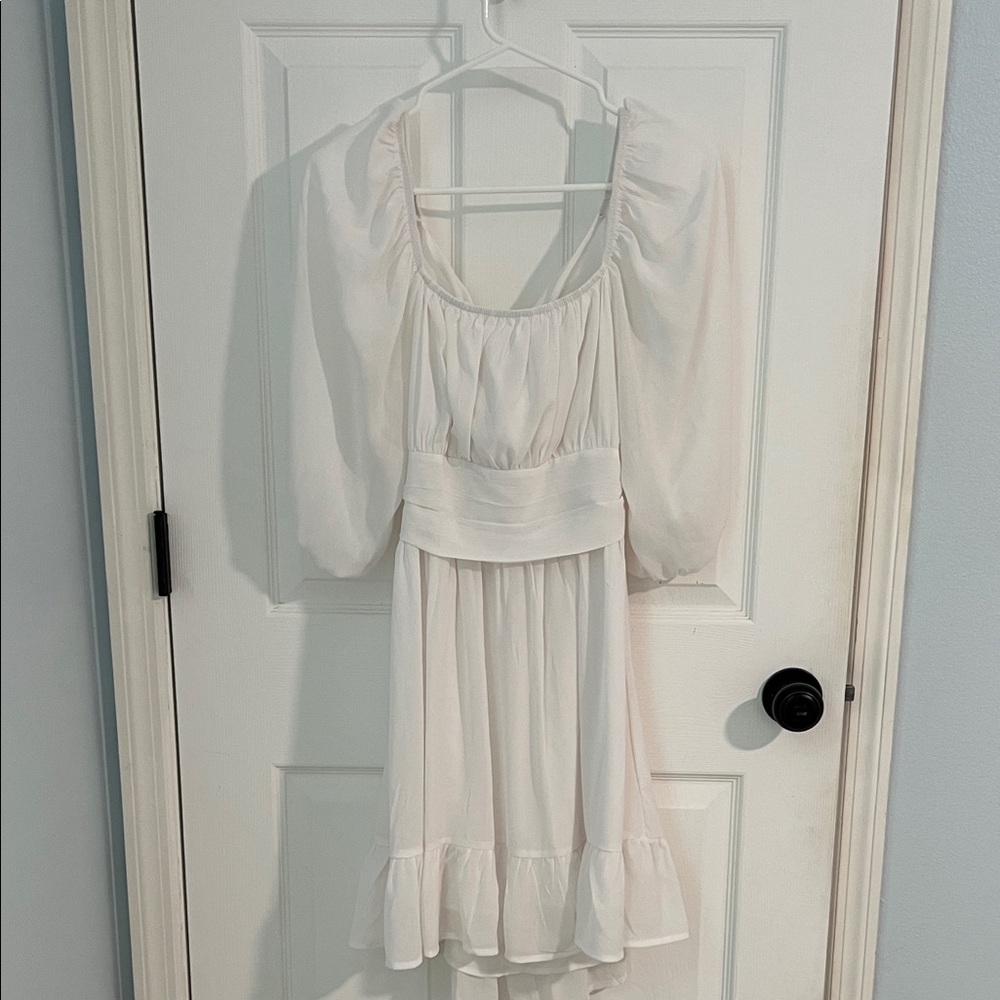 Elegant White Puff Sleeve Dress